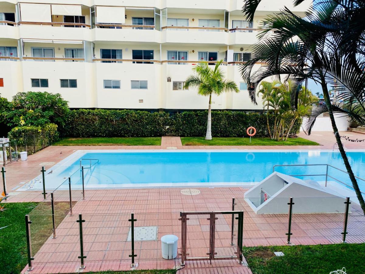 Orange And White Apartment In Yumbo San Bartolomé Ngoại thất bức ảnh